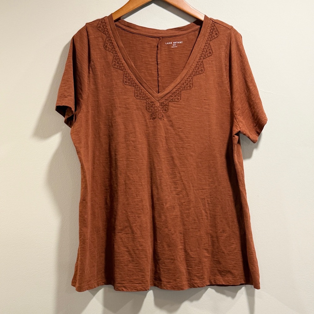 Lane Bryant Women's Rust Brown Lace Embroidery V-Neck Tee 100% Cotton Size 10/12